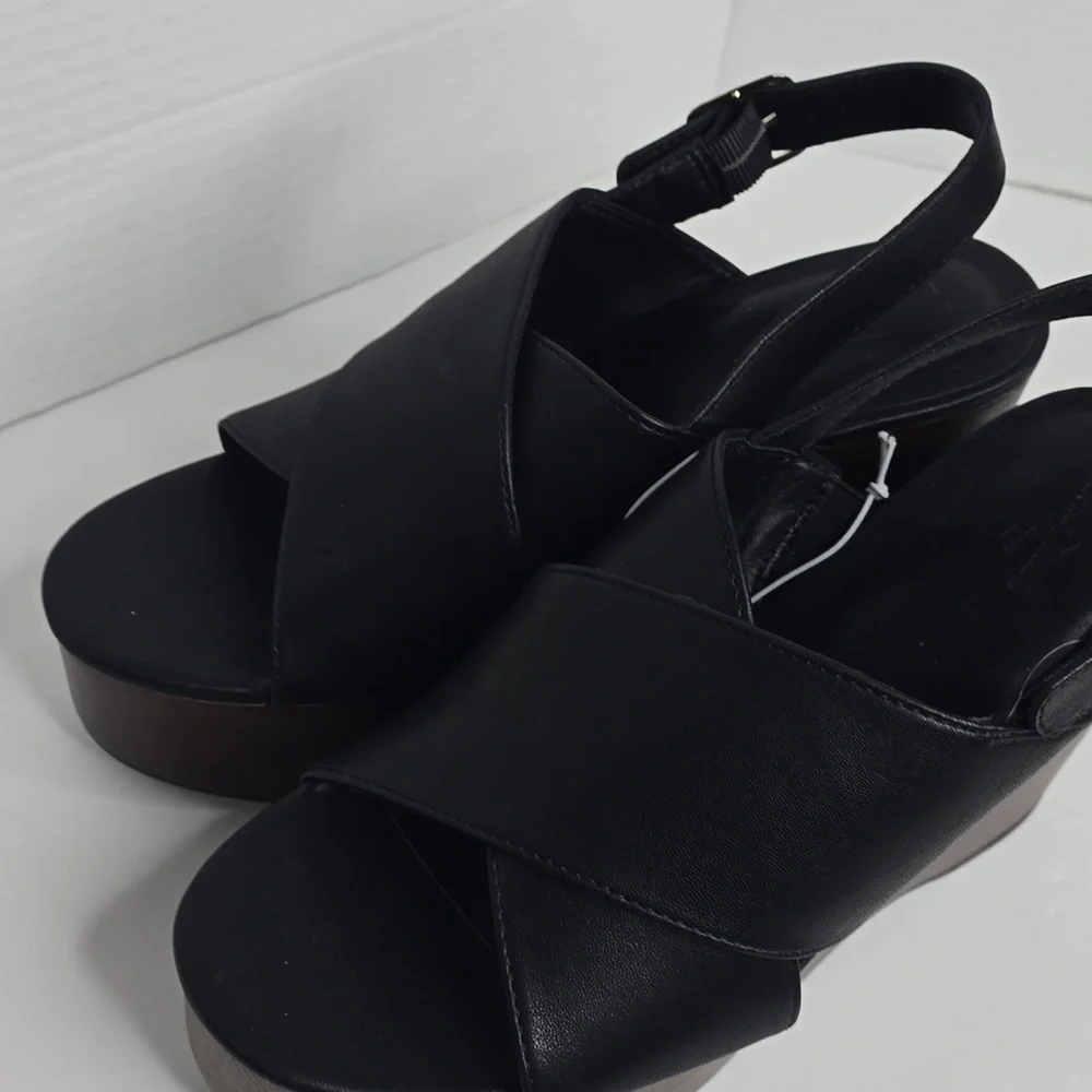 Women's Naomi Wood Wedge Heels With Memory Foam Insole 7.5 Universal Threads